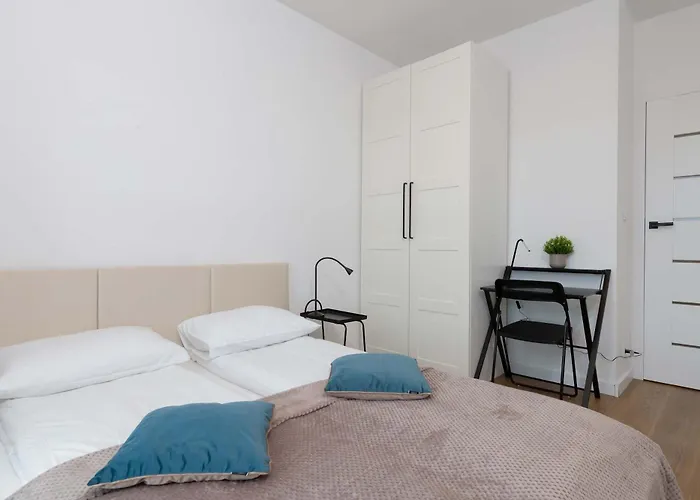 Lägenhet Family In With Parking And Playground By Renters *