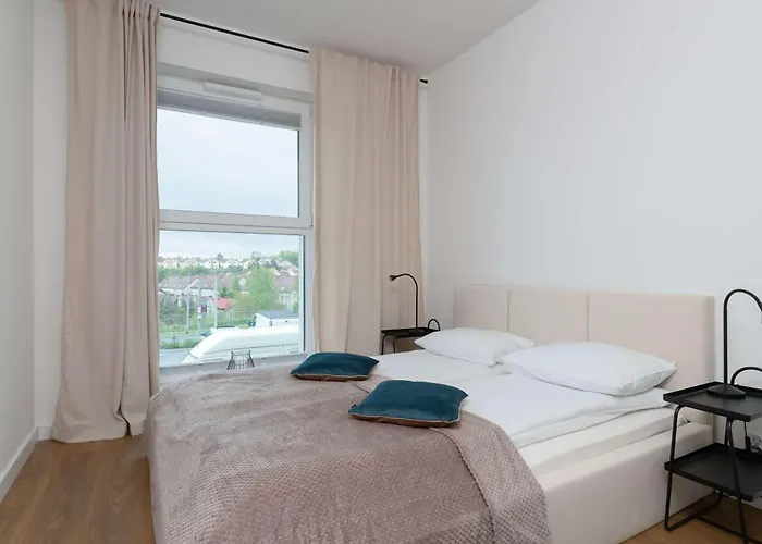 Family In With Parking And Playground By Renters Lägenhet Gdynia