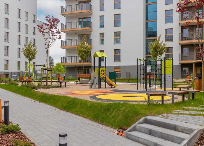 Family In With Parking And Playground By Renters * Gdynia